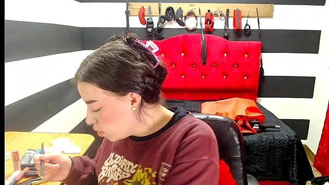 Marian Ran online show from 01-06-25, 03:09