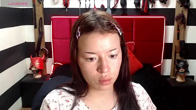 Marian Ran online show from 10-21-25, 04:57