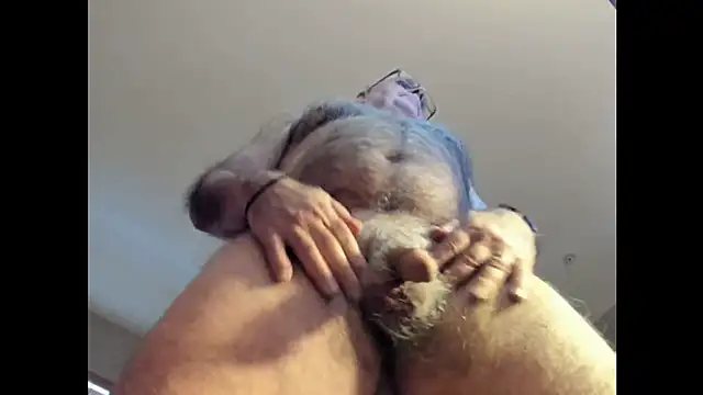 Snapshot of dantes_lion chatting on 02-15-25, 07:50 dantes lion online show from 02-15-25, 07:50