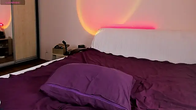 Snapshot of May_Flower chatting on 03-09-25, 10:41 May Flower online show from 03-09-25, 10:41