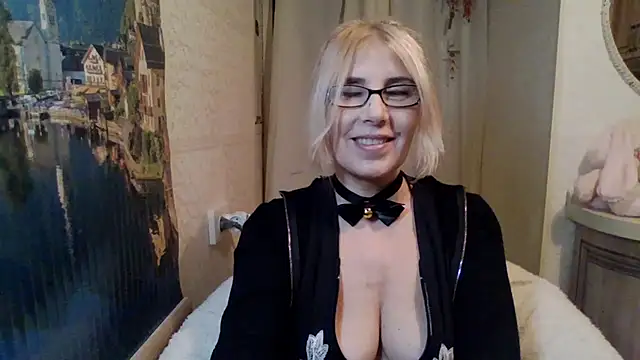 sweet raspberry online show from 01-14-25, 04:40