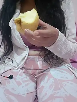 Liyan- online show from 11-24-25, 10:31