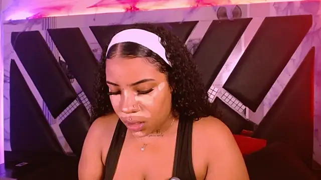 MelannyTylor online show from 10-29-25, 12:24