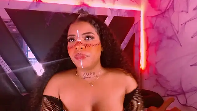 MelannyTylor online show from 10-30-25, 07:03