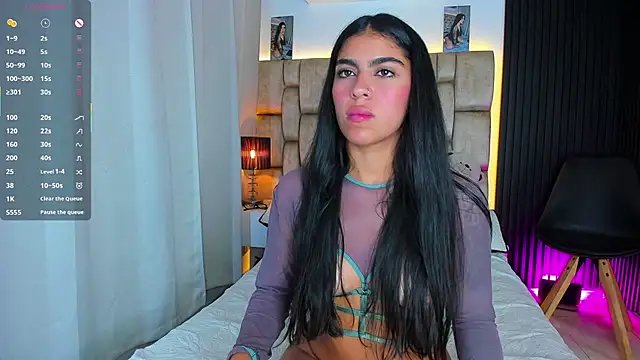 little sophie18 online show from 04-18-26, 08:31