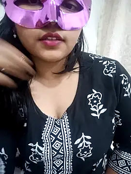 Snapshot of Shivi_shahh chatting on 01-20-25, 08:30 Shivi shahh online show from 01-20-25, 08:30