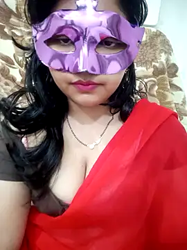 Snapshot of Shivi_shahh chatting on 02-07-25, 05:51 Shivi shahh online show from 02-07-25, 05:51