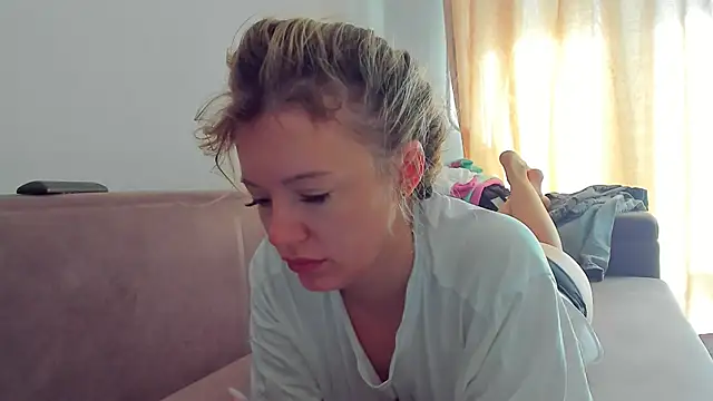 foxy blond online show from 05-26-26, 12:50