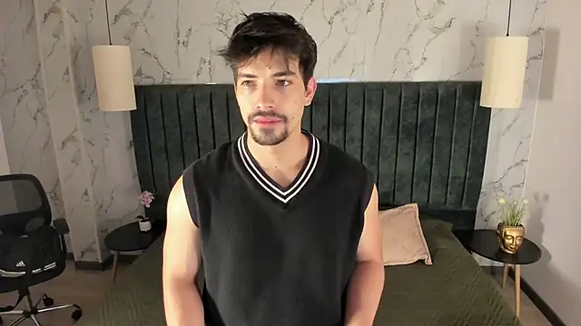 Ian Daviz online show from 10-19-25, 12:06