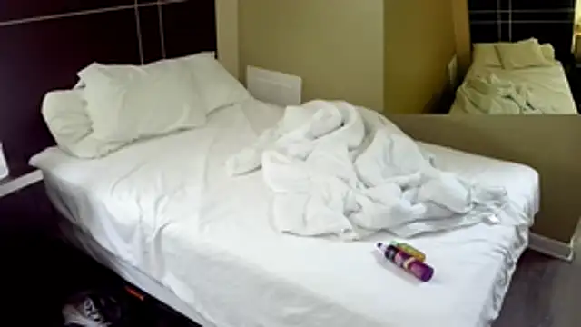 Snapshot of KRYZTALYNXXX chatting on 02-12-26, 12:11 KRYZTALYNXXX online show from 02-12-26, 12:11