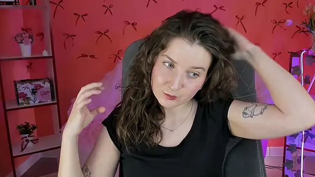 JackieByrd online show from 03-19-25, 01:40