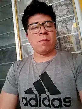 Snapshot of strokvic chatting on 05-18-26, 11:21 strokvic online show from 05-18-26, 11:21