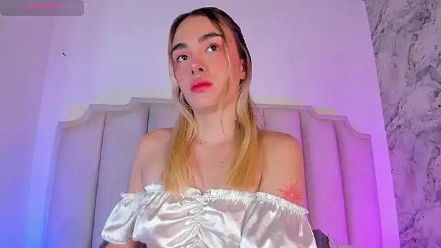 Lucy Vega online show from 01-13-25, 05:23