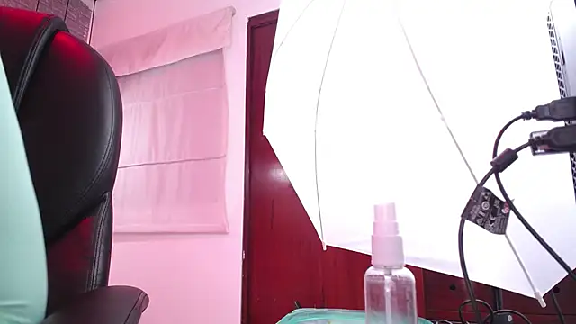 meghan nill online show from 03-22-25, 06:43