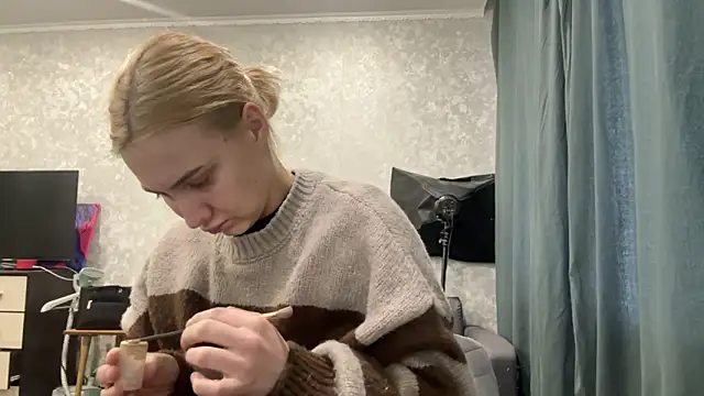 AnneBall online show from 01-10-25, 08:29