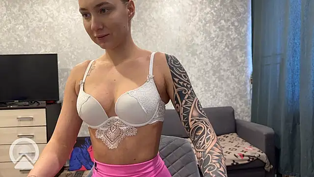 AnneBall online show from 02-16-25, 10:10