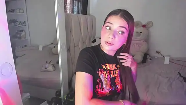 KittyKlum online show from 04-09-26, 06:35