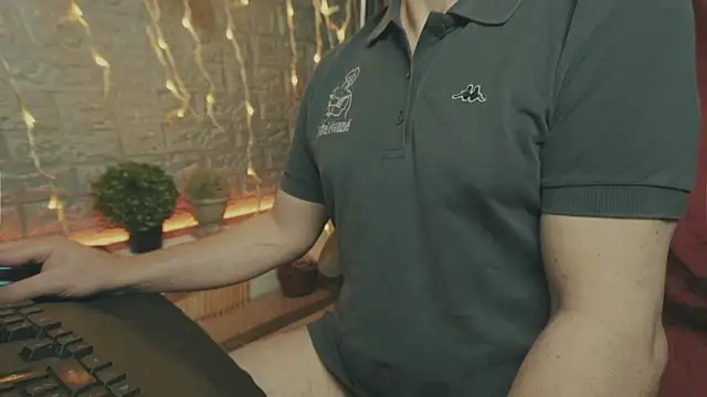 alex-volo online show from 12-21-25, 04:25