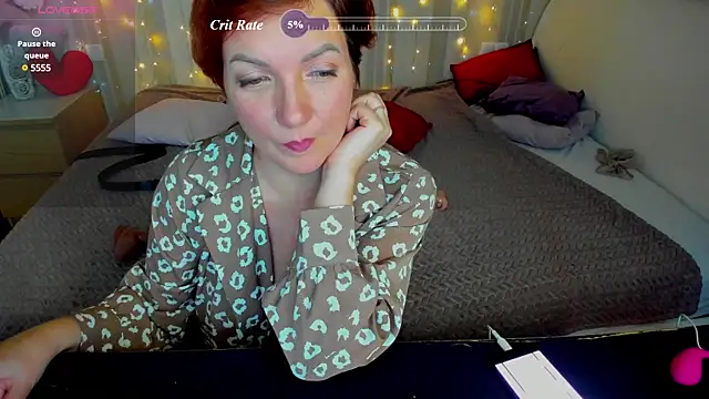 Katherine Fox online show from 02-08-25, 01:44