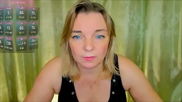 Snapshot of Regina__blue chatting on 12-02-24, 06:32 Regina  blue online show from 12-02-24, 06:32