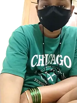 Snapshot of Kashish_18 chatting on 11-28-25, 08:28 Kashish 18 online show from 11-28-25, 08:28