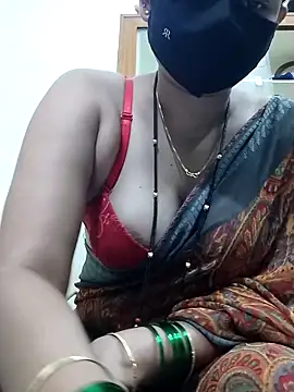 Snapshot of Kashish_18 chatting on 12-02-25, 07:03 Kashish 18 online show from 12-02-25, 07:03