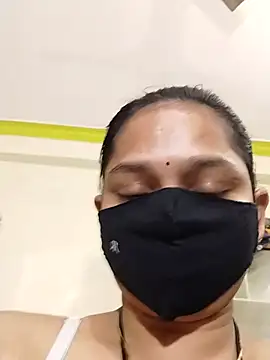 Snapshot of Kashish_18 chatting on 01-18-26, 07:12 Kashish 18 online show from 01-18-26, 07:12