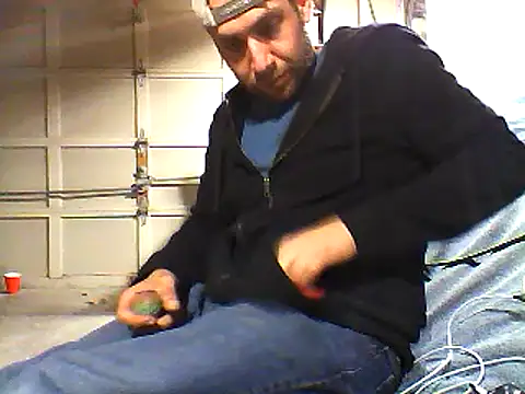 Snapshot of SmokingSloth chatting on 03-13-25, 01:32 SmokingSloth online show from 03-13-25, 01:32