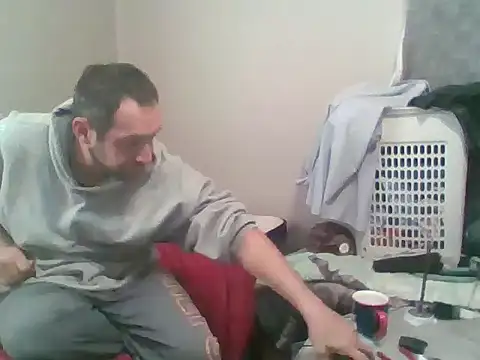 Snapshot of SmokingSloth chatting on 11-26-25, 05:47 SmokingSloth online show from 11-26-25, 05:47