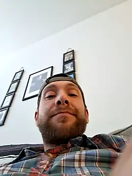 Snapshot of SmokingSloth chatting on 02-19-26, 07:32 SmokingSloth online show from 02-19-26, 07:32