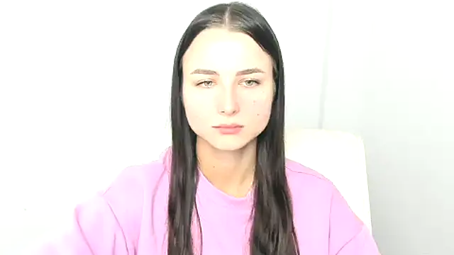 Snapshot of Eva_Janee chatting on 03-22-25, 06:33 Eva Janee online show from 03-22-25, 06:33