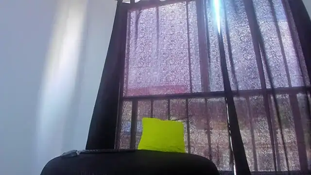 FernandaClar online show from 03-10-25, 09:29