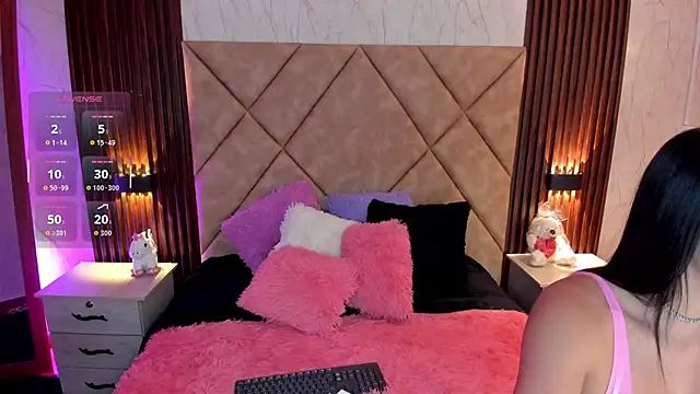 SummersAngel online show from 11-11-25, 10:32