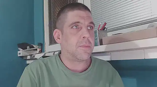 YouWantMe666 online show from 02-10-25, 02:52