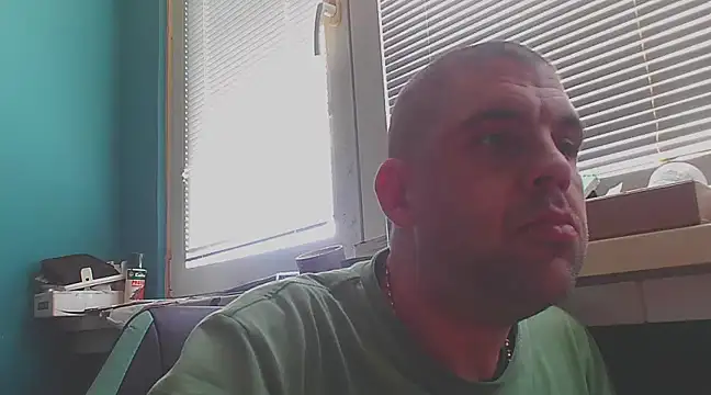 YouWantMe666 online show from 02-11-25, 11:54