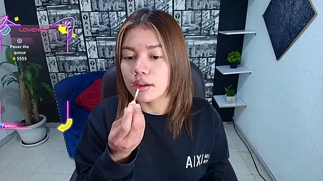 Gissel Angel online show from 09-18-25, 08:11