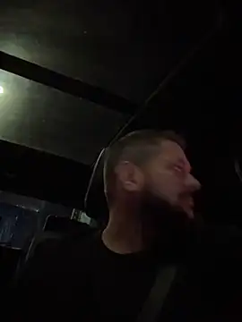 Snapshot of boytoyfrindles chatting on 10-22-25, 01:28 boytoyfrindles online show from 10-22-25, 01:28