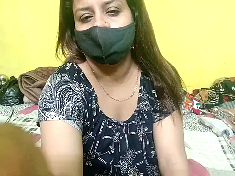 Snapshot of Sexyranibhabhi chatting on 09-29-25, 04:01 Sexyranibhabhi online show from 09-29-25, 04:01
