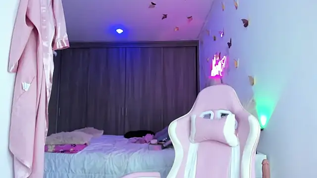 NaomiAsha online show from 01-13-26, 10:37