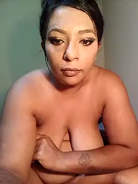 Snapshot of indianstormxo_ chatting on 02-21-25, 01:22 indianstormxo online show from 02-21-25, 01:22