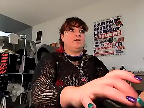 LadyRochester online show from 11-20-25, 12:44