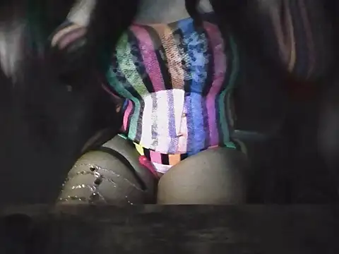 JulieJoe  online show from 10-29-25, 04:31