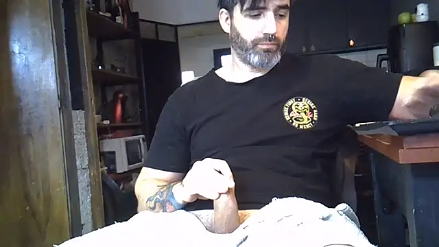 Snapshot of ozzypsico13 chatting on 07-02-26, 03:07 ozzypsico13 online show from 07-02-26, 03:07