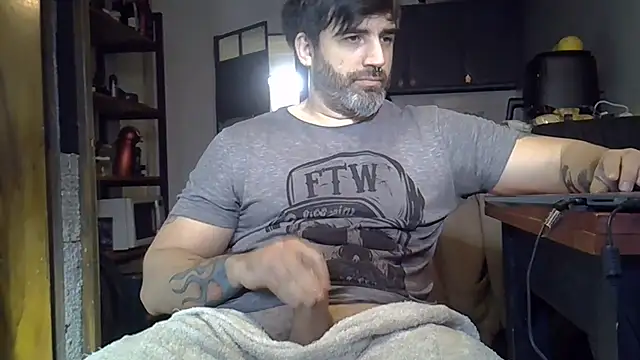 Snapshot of ozzypsico13 chatting on 07-23-26, 02:04 ozzypsico13 online show from 07-23-26, 02:04