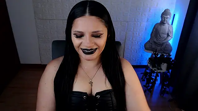 GODDESS EVANS online show from 12-30-24, 08:25