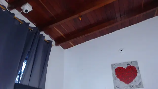 Amara Red online show from 09-30-25, 11:15