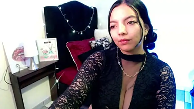 loren tits24 online show from 06-25-26, 09:19