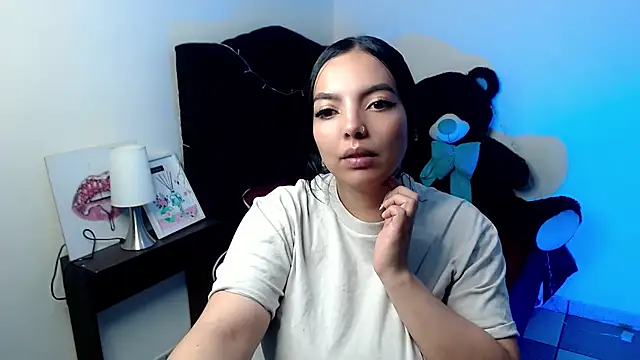 loren tits24 online show from 07-04-26, 10:27