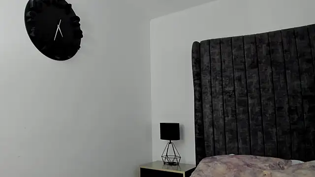 AnnyCherry  online show from 11-08-25, 12:22