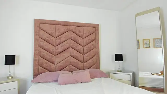 AnnyCherry  online show from 04-20-26, 11:39